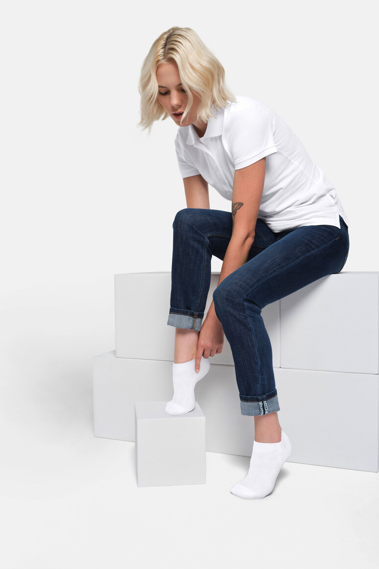 HAKRO Essential Sneaker Socken — Basismodell für Private Label